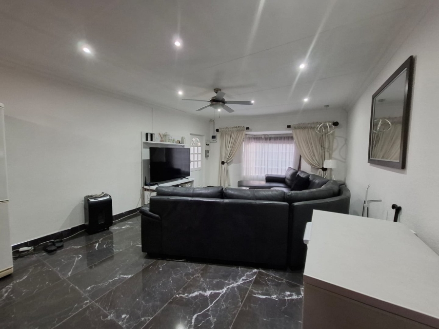 3 Bedroom Property for Sale in Boschdal North West